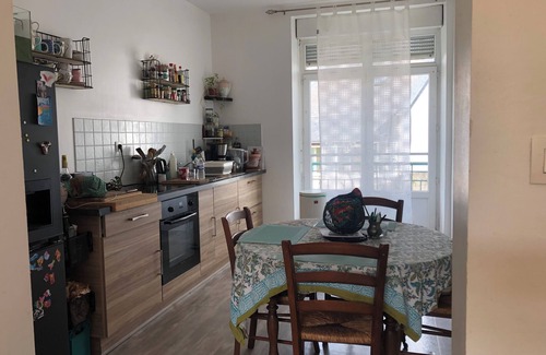 Quimperle Apartamento | Apparently T3 bright, crossing, downtown walk, parking, beaches 15 min