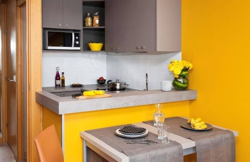 Issy-les-Moulineaux Apartamento | Appart 2 P 4 pers Parking Paris Parc Expo Salon Agricole