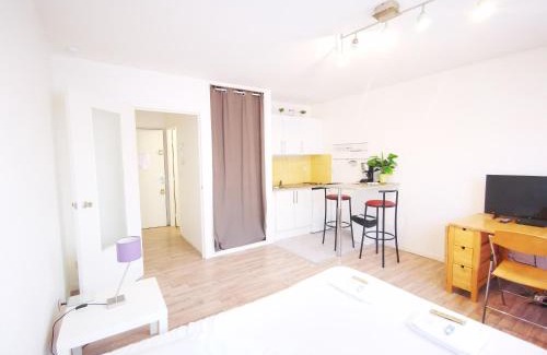 Montigny-les-Metz Apartamento | Appart 28m2 Metz Canal équipé meublé Wifi