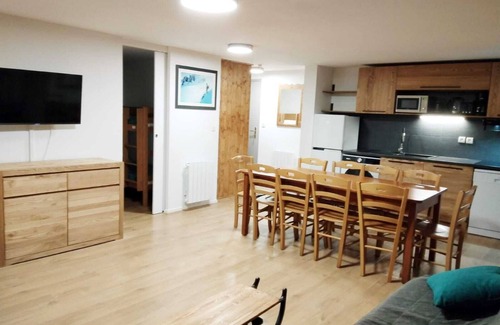 Chamrousse Apartamento | Appart 8-10 Pers , Pied de Pistes Villages du Bachat