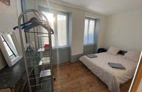Saint-Remy-Sur-Durolle Apartamento | Appart au 1 etage