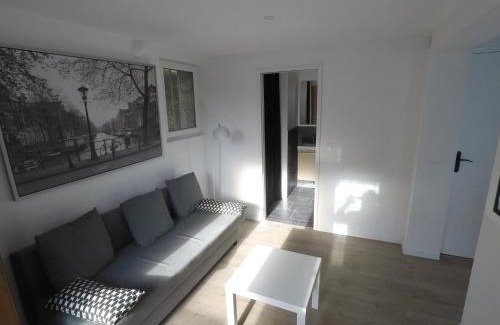 Bievres Apartamento | Appart au calme