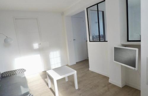 Bievres Apartamento | Appart au calme