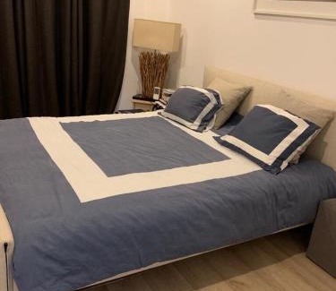Perroy Apartamento | Appart avec piscine chauffée et plage 5 min