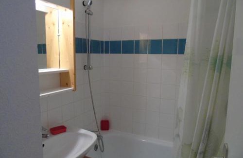 Valfrejus Apartamento | Appart cosy 4 pers à Valfréjus, animaux admis, parking - FR-1-561-19