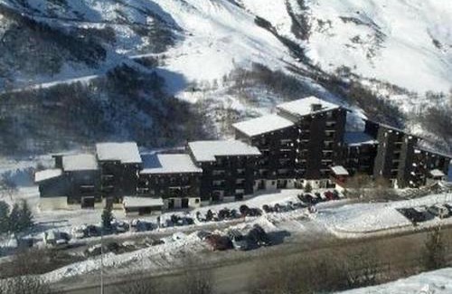 Les Menuires Apartamento | Appart cosy avec balcon pour 4 personnes aux Menuires - FR-1-452-137