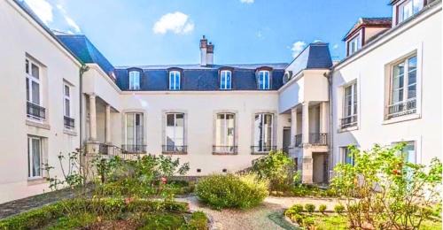 Nemours Apartamento | Appart cosy rénové avec AC Hypercentre Nemours