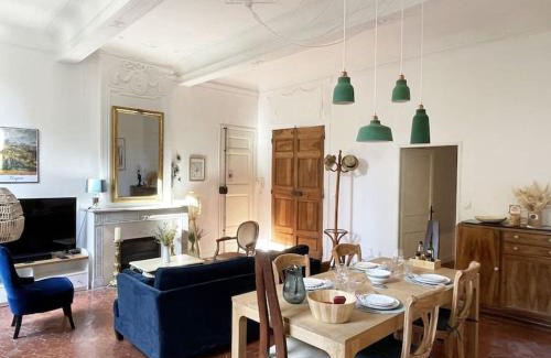 Mazarin Quarter Apartamento | Appart d exception 2 chambres quartier Mazarin