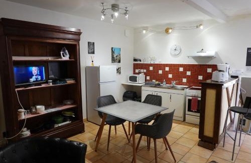 Bourbon-Lancy Apartamento | Appart' de la collégiale