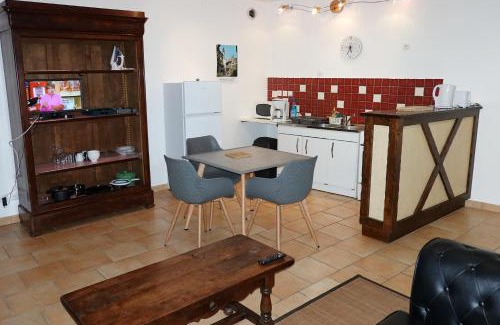 Bourbon-Lancy Apartamento | Appart' de la collégiale