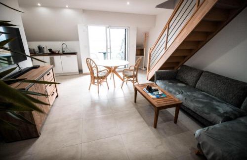Saint-Guenole Apartamento | APPART-DUPLEX VUE MER PANORAMIQUE BALCON & PISCINE proche commerce