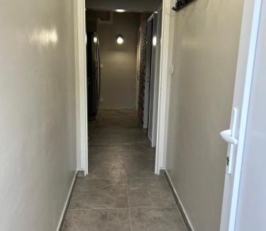 Chambly Apartamento | Appart F2 spacieux proche Paris