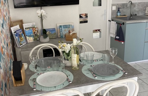 Saint-Georges-de-Didonne Apartamento | Appartement à Quelques pas de la Plage de Vallieres et du Centre de St Georges