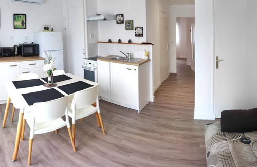 Les Aix-d'Angillon Apartamento | Appart'Hôtel Le Haut Berry