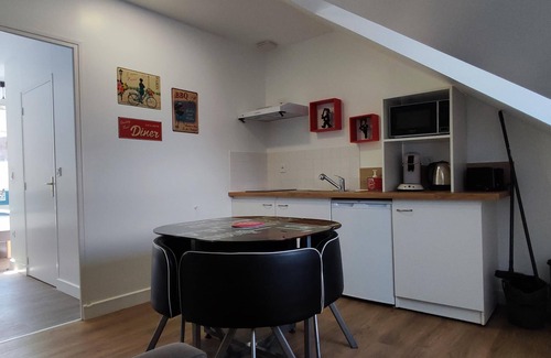 Les Aix-d'Angillon Apartamento | Appart'Hôtel Le Haut Berry