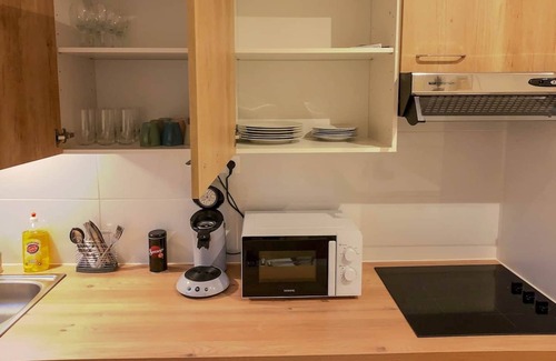 Belfort Apartamento | Appart'Hôtel Le Strasbourg - RENOVADO, CALMA Y NETFLIX