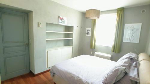 Antibes Old Town Apartamento | Appart'hôtel Luxe Vieil Antibes 75 m2 avec Parking plages à pieds