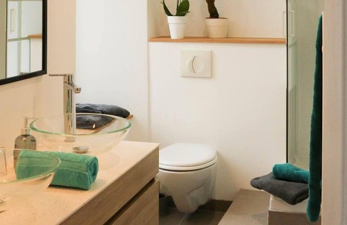 Mortagne-sur-Sevre Casa | appart-hotel - 12 people
