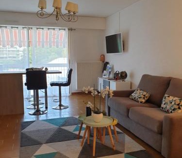 Golfe Juan Apartamento | Appart l'Estivaliere