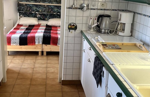 Hyeres Apartamento | Appart les Salins sleeps 6