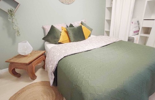 Carrieres-sous-Poissy Apartamento | Apartamento-Apartamento-Baño con bañera-Vista a la Piscina