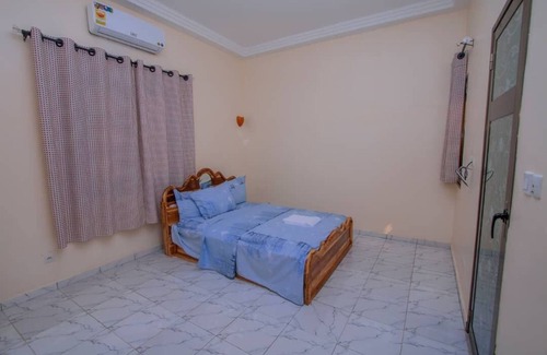 Lome Apartamento | Appart Romantique à 2 Minutes de L'aéroport International