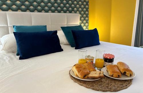 Maisons-Laffitte Apartamento | Appart' Studio cooconing - Champs Elysées - NETFLIX