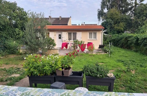Tremblay-en-France Apartamento | Appart T2 Proche Aéroport Roissy