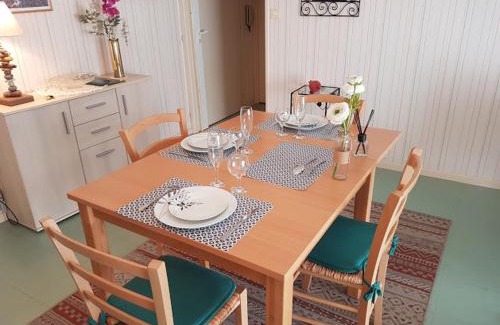 Saint-Paul-les-Dax Apartamento | Appart T3 central calme proche Thermes pour cures/vacances