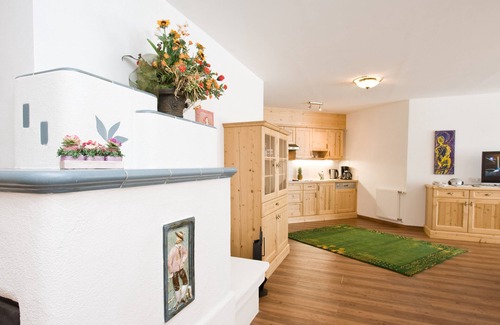 Seefeld in Tirol Hotel | Appart- und Wellnesshotel Charlotte