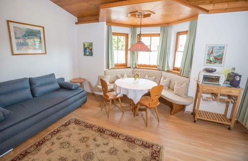Seefeld in Tirol Hotel | Appart- und Wellnesshotel Charlotte