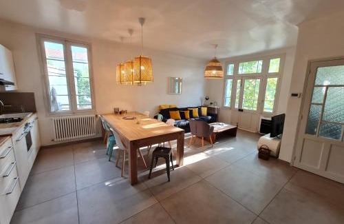 Villeneuve-les-Avignon Apartamento | Appart Villa Magnolia Villeneuve les Avignon - Provence