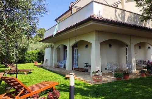 Pian di Rocca Apartamento | Appartamenti in Villa
