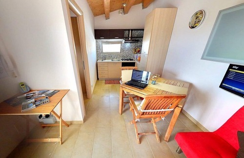 Punta Secca Casa | Apartamento Odisseo B: un apartamento agradable ubicado a pocos pasos de la playa de arena.