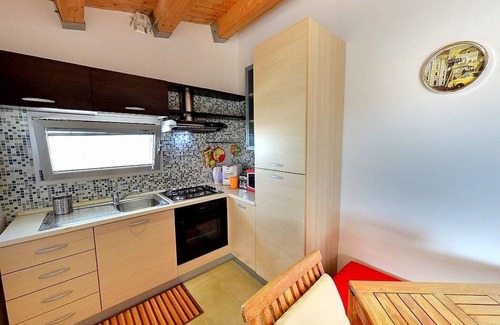 Punta Secca Casa | Apartamento Odisseo B: un apartamento agradable ubicado a pocos pasos de la playa de arena.