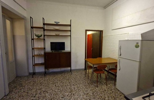Alessandria Apartamento | Appartament 120m2, 3 Rooms Historic Center next to Genoa Square park easy