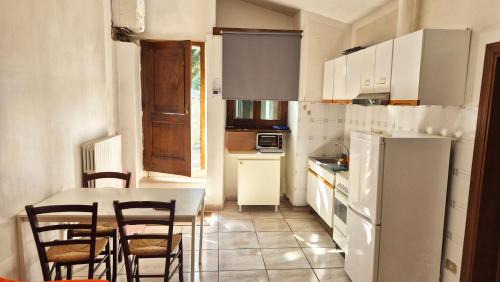 Campello sul Clitunno Apartamento | Appartamento Viale Belvedere