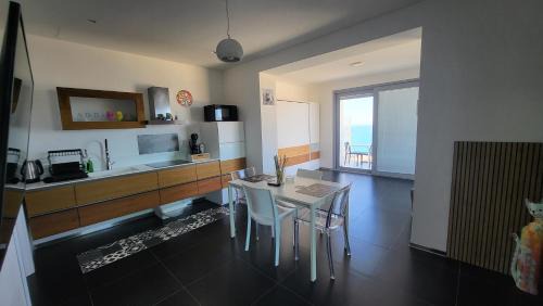 Marina di Palma Apartamento | Appartamenti Addimuru
