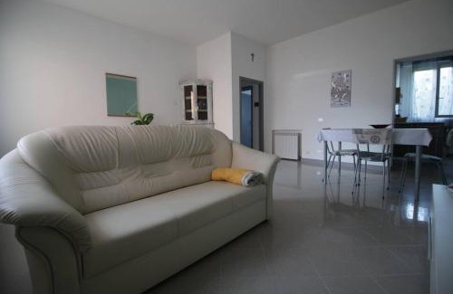 Levizzano Rangone Apartamento | Appartamento All'Ombra del Castello affitto breve