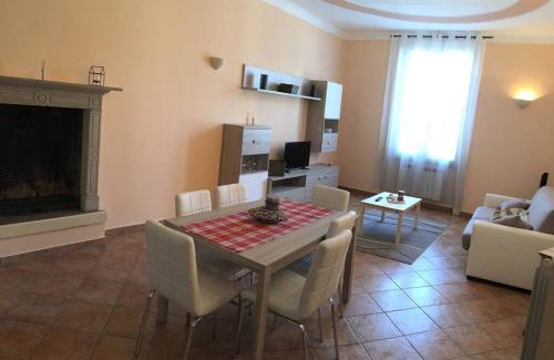 Borgo San Leonardo Apartamento | Appartamento Arcobaleno in centro citta