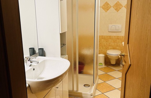 Livigno Apartamento | Apartamento Breva con vistas a la montaña, Wi-Fi, balcón y jardín