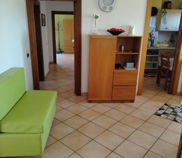 Sant'Omero Apartamento | Appartamento Colliwood