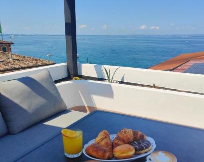 Lazise Old Town Apartamento | Appartamento Con Vista Mozzafiato