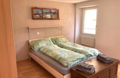 Airolo Apartamento | Appartamento Evelina