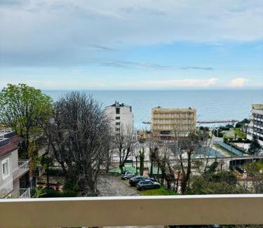 Gabicce Mare Apartamento | APPARTAMENTO -F- VISTA MARE con due camere da letto-Residence Azzurro