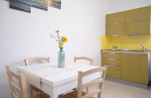La Taulera Apartamento | Appartamento Giallo
