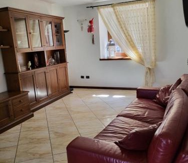 Castel Condino Apartamento | Appartamento Gobi