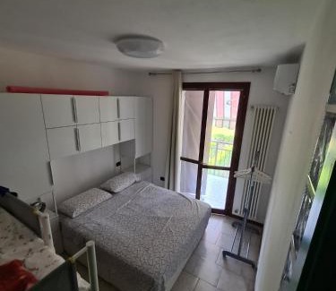 Peschiera del Garda Apartamento | Appartamento in residence vicino al centro con piscina
