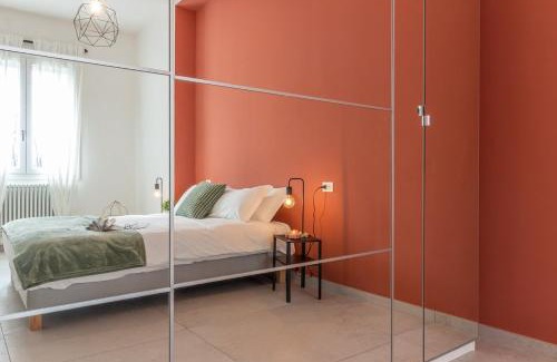 San Donato-San Vitale Apartamento | Appartamento in corte privata doppio parcheggio gratuito