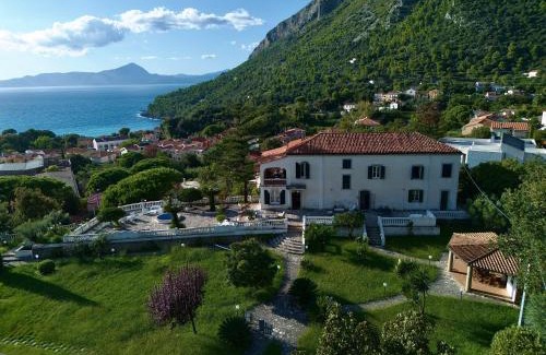Fiumicello Santa Venere Apartamento | Appartamento in Villa Venezuela piano Terra